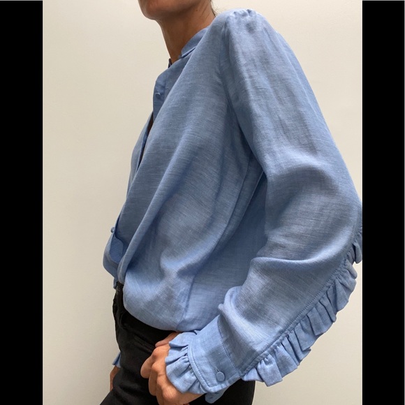 Club Monaco Shirt with ruffle detailing - Picture 1 of 6